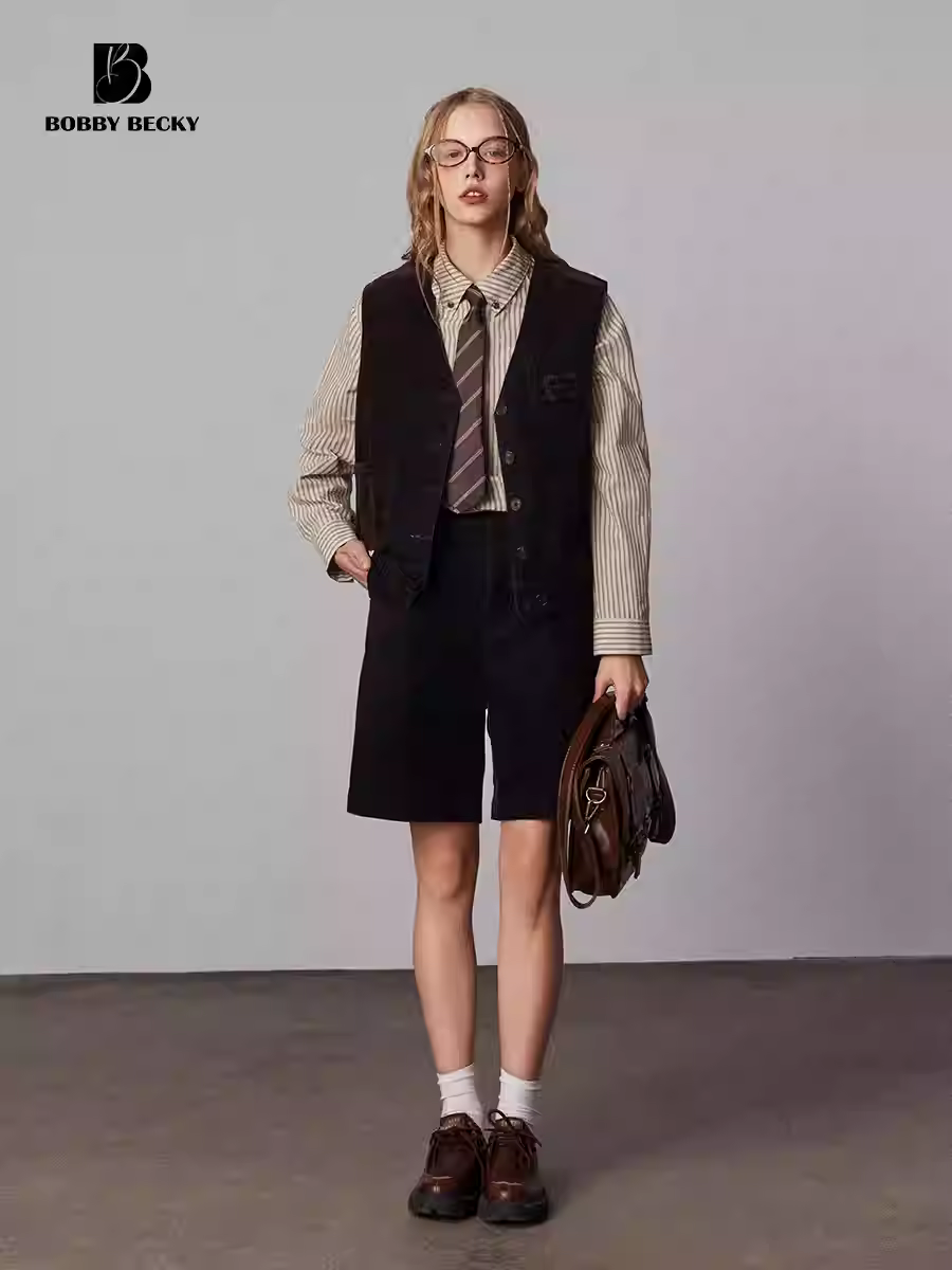 Flocked denim flight jacket, cutaway vest, classic five-pocket pants