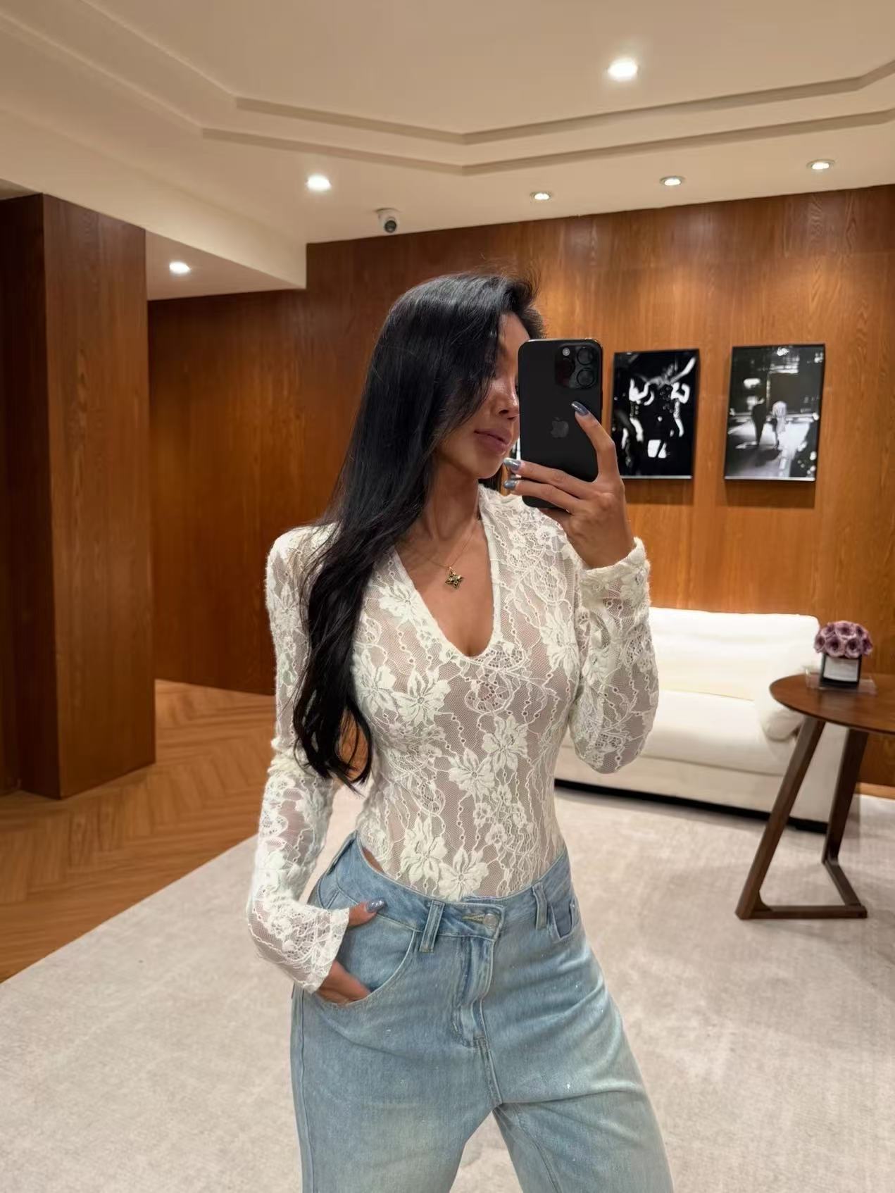 Night Goddess European and American Hot Girl Deep V Lace Bodycon Long Sleeve One-Piece Dress